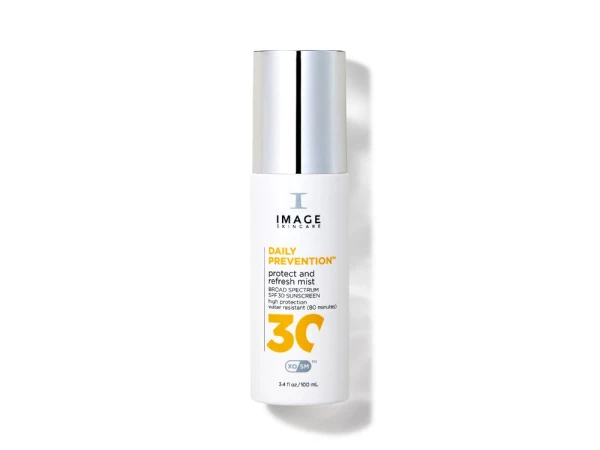 DAILY PREVENTION - Protect and Refresh Mist SPF 30